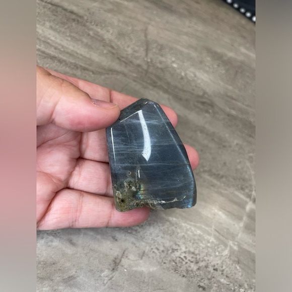 Labradorite Freeform - Picture 2 of 3